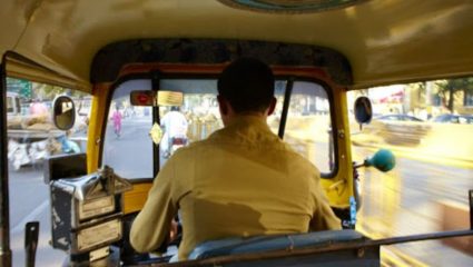 Pune News : शहरात रिक्षा चालकांची मनमानी कायम; आरटीओच्या कारवाईचा परिणाम शून्य