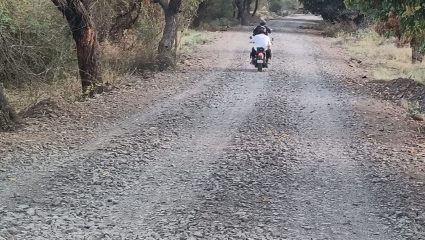 वाई तालुक्यातील ‘धरणाखालचा रस्ता’ अर्धवट; नागरिकांत तीव्र संताप, आंदोलनाचाही इशारा