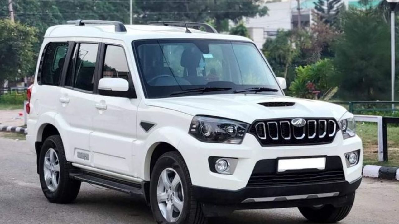 किंमत 20 लाख अन् EMI फक्त 21000 रुपये! Mahindra च्या लोकप्रिय एसयूव्ही दारात असेल उभी