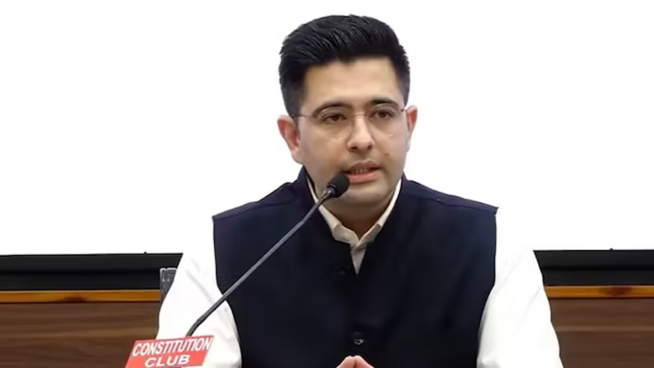 Raghav Chadhha वर Gen-Z नाराज! BJP प्रवेश करताच 10 लाख जणांनी केलं Unfollow