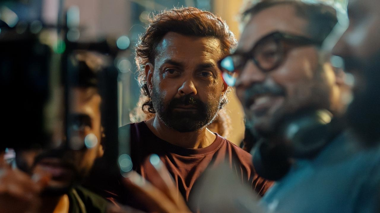 Bobby Deol च्या ‘Bandar’ चित्रपटाची रिलीज डेट समोर, ‘या’ तारखेला उडणार चित्रपटगृहात खळबळ