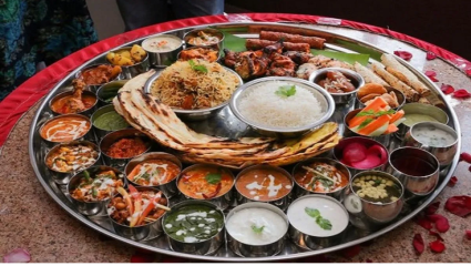 Iran Israel War : युद्धाच्या भडक्यातही स्वस्त झालं जेवण! कांदा-बटाट्याचे दर उतरले; पाहा Nov-Veg Thali किती स्वस्त?