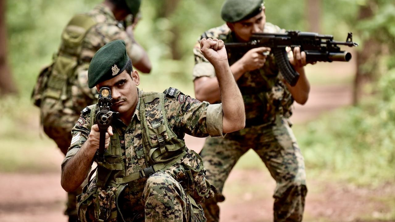 CRPF Recruitment 2026: खाकी वर्दीचं स्वप्न होणार पूर्ण! CRPF मध्ये तब्बल 9195 पदांसाठी मेगा भरती, मिळणार ‘इतका’ पगार