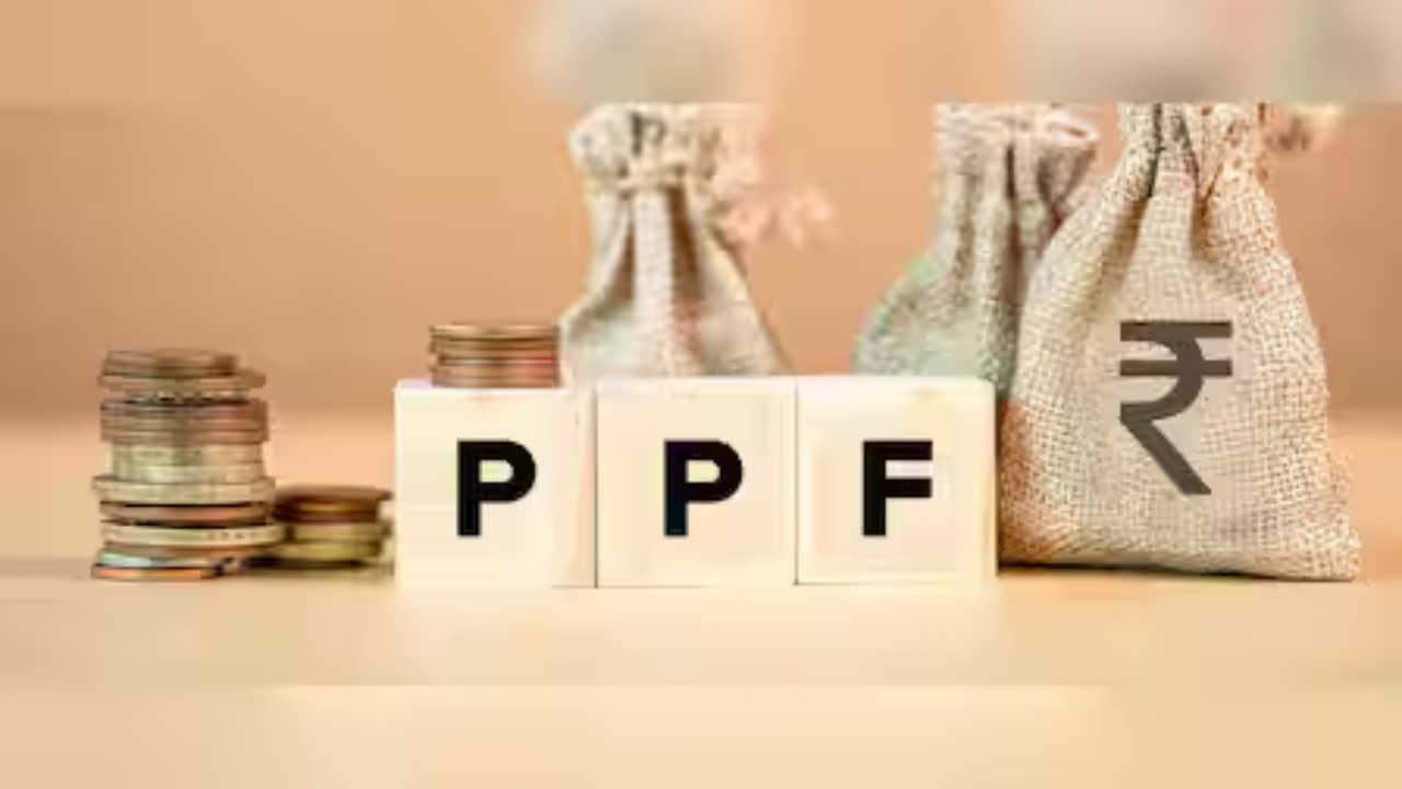 थांबा! PPF खाते बंद करण्याचा विचार करताय? घाईघाईत घेतलेला निर्णय पडू शकतो महागात; नफ्याऐवजी तोटा होण्याची भीती?