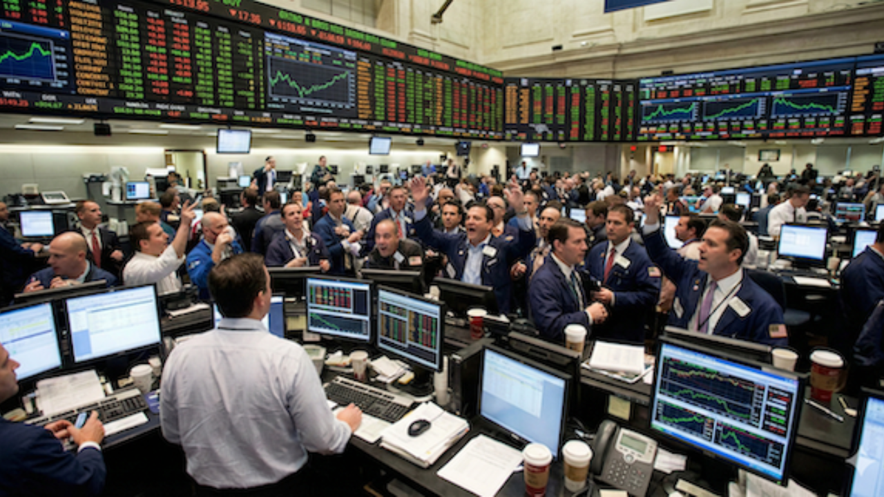 Share Market Today: गुंतवणूकदारांची दिवाळी! Sensex 700 अंकांनी उकळला;  Nifty 24550 च्या पार, ‘सुपर तेजी’चं नेमकं कारण?