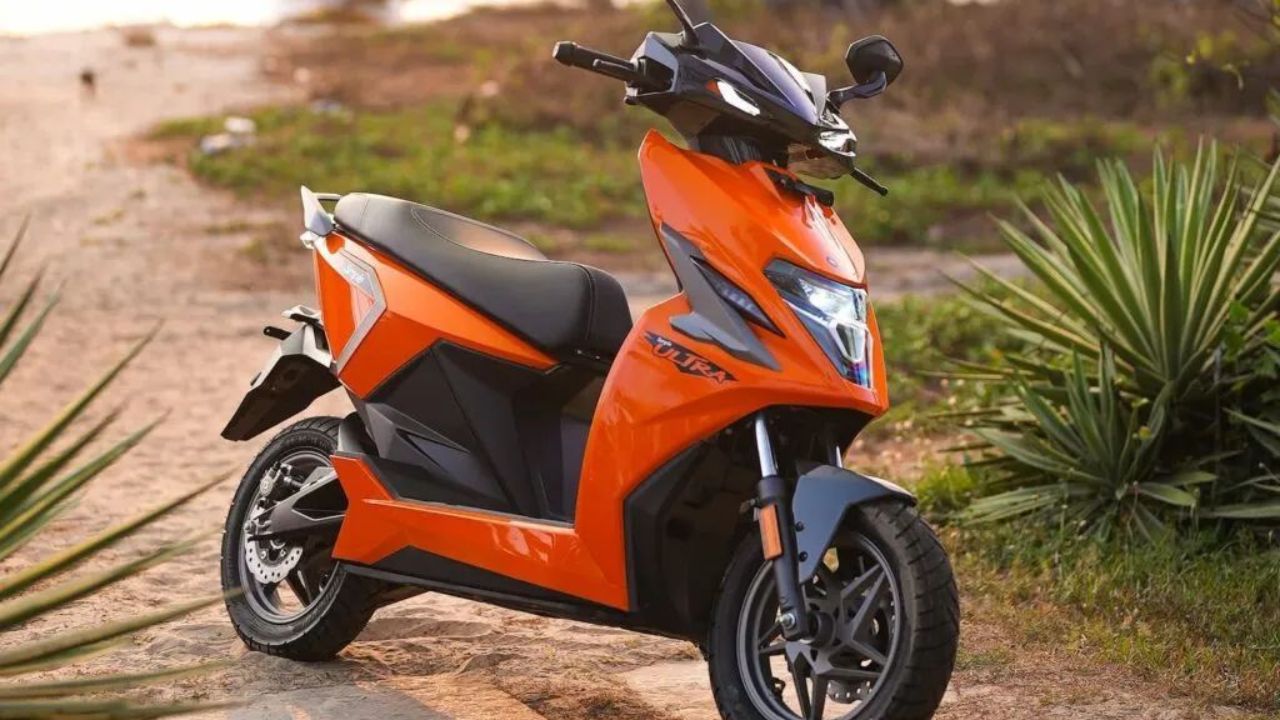 400 किमीची रेंज आणि दमदार फीचर्स! Simple Ultra इलेक्ट्रिक स्कूटर भारतात लाँच, किंमत फक्त…