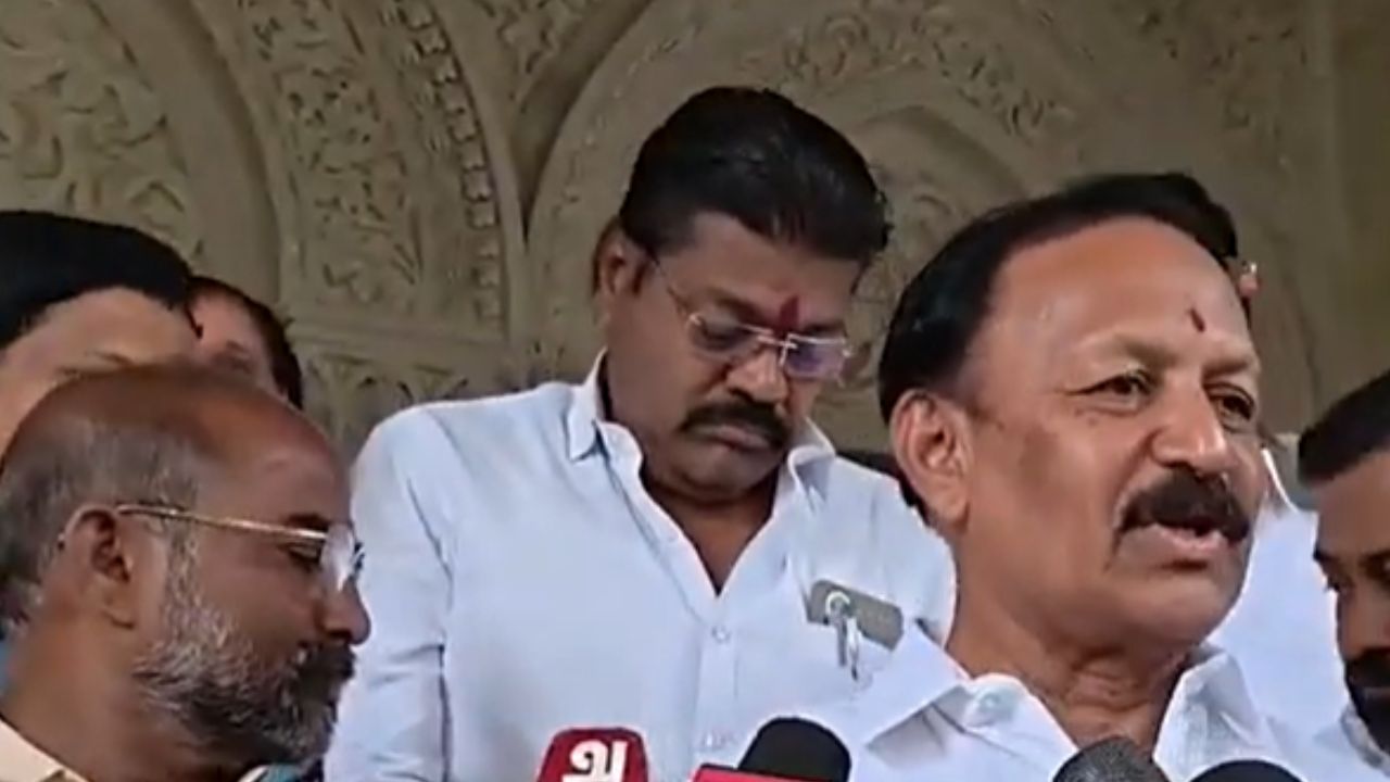 Solapur : ‘करवाढ खपवून घेणार नाही’; दोन्ही देशमुखांचा आयुक्तांना इशारा