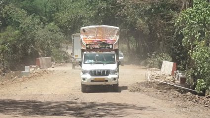 पाचगणी राज्य मार्गावरील करहर पूल वाहतुकीस खुला; पुलाची उंची, रुंदीही वाढवली