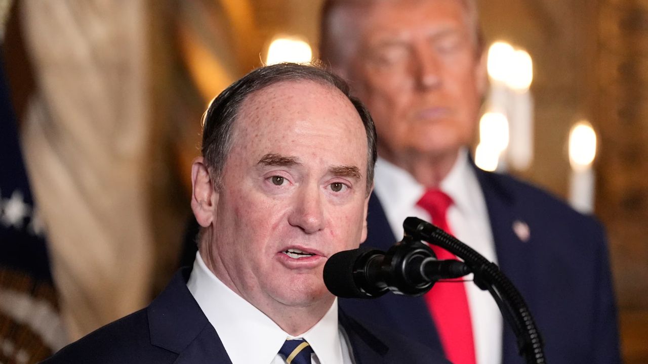 War Update: अमेरिकन लष्करप्रमुखांनंतर नौदलप्रमुखांचीही पडली विकेट; Andrew Hug यांच्या ‘या’ VIRAL VIDEOमध्ये ‘US’ची गुपितं उघड