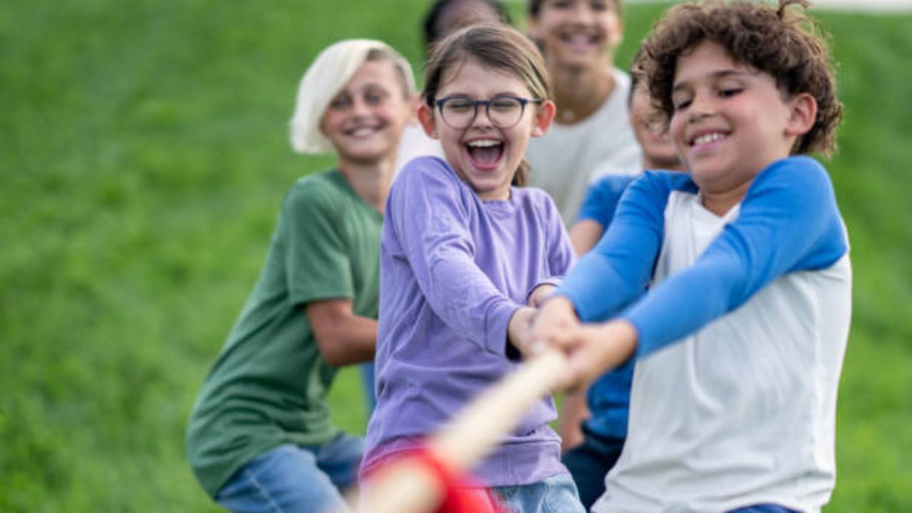 उन्हाळ्याच्या सुट्टीत लहान मुलांचा आनंद करा द्विगुणित! ‘समर कॅम्प’मधील क्रिएटिव्हिटीमुळे मिळतील नवीन अनुभव