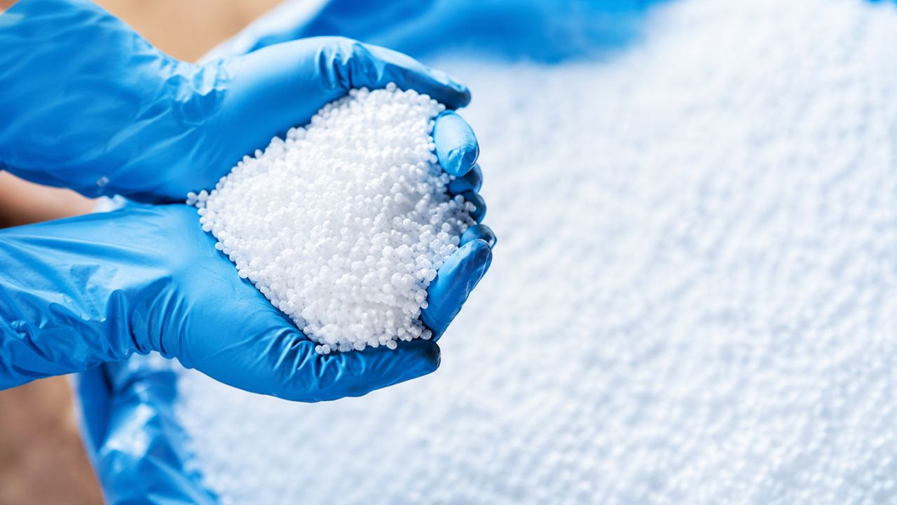 रासायनिक खतटंचाईचे सावट! युद्धजन्य परिस्थितीचा फटका; संतुलित खताचा वापर करण्याचे आवाहन