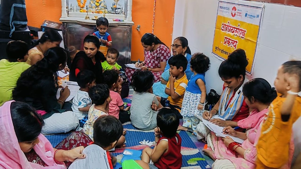 मुंबई परिसरातील आरोग्यसंपन्न उपक्रमामुळे वंचित वस्त्यांमधील बालकुपोषणात ८५ टक्‍के घट