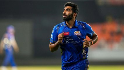 Jasprit Bumrah Record: जसप्रीत बुमराहच्या निशाण्यावर मोठा विक्रम! दिग्गज गोलंदाजांच्या पंगतीत दुसऱ्या स्थानी झळकण्याची संधी