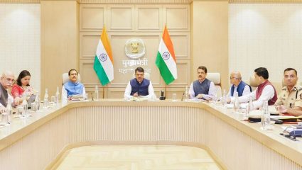 Devendra Fadnavis Metting: राज्यातील धर्मांतर आणि ड्रग्ज रॅकेटची पाळेमुळे खोदणार! मुख्यमंत्री फडणवीस यांनी बोलावली उच्चस्तरीय बैठक