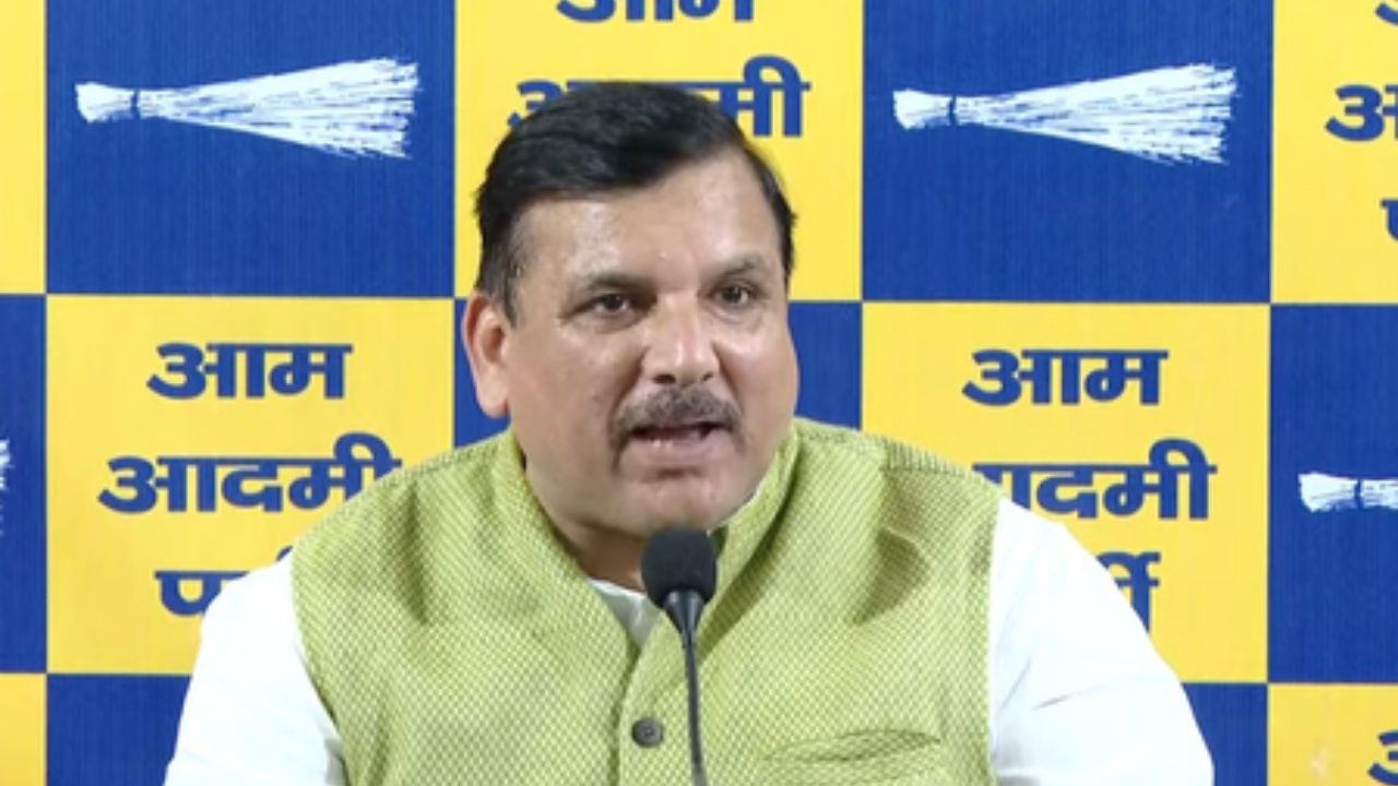 भाजपचे ‘ऑपरेशन लोटस’… राघव चढ्ढा यांच्यासह सात खासदार फुटल्यानंतर ‘आप’ची पहिली प्रतिक्रिया समोर