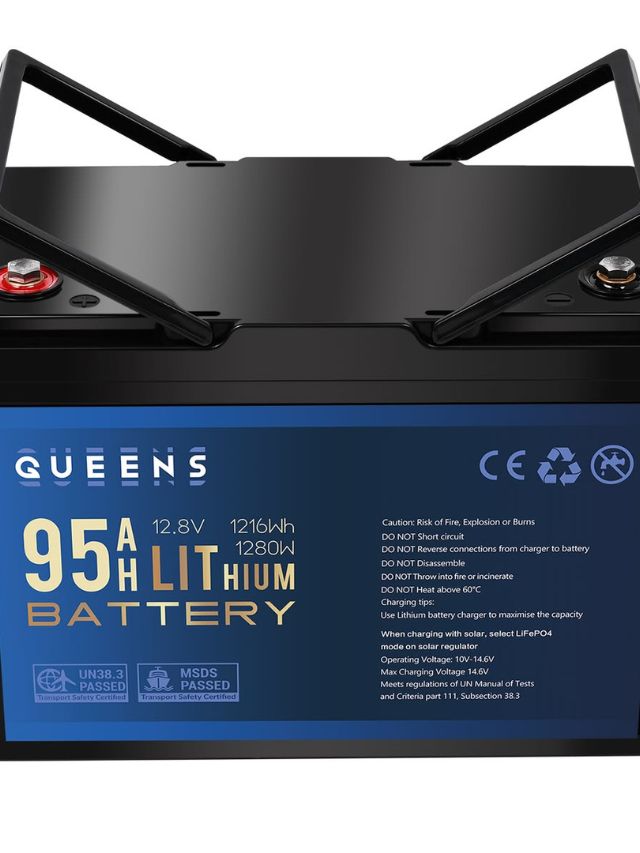 AC चं पाणी vs डिस्टिल्ड वॉटर, बॅटरीसाठी काय आहे बेस्ट?