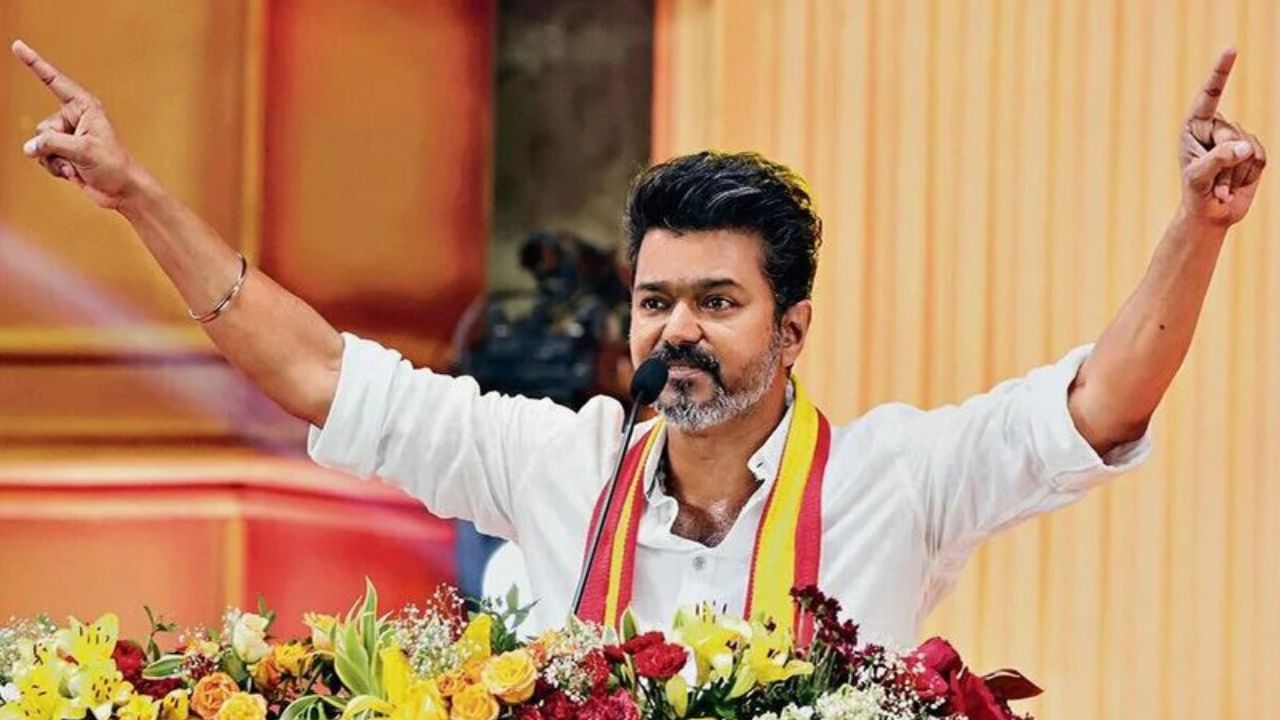 Tamil Nadu Exit Poll 2026: तामिळनाडूत सुपरस्टार विजय यांच्या पक्षाला किती जागा? काय सांगचे एक्झिट पोलची आकडेवारी