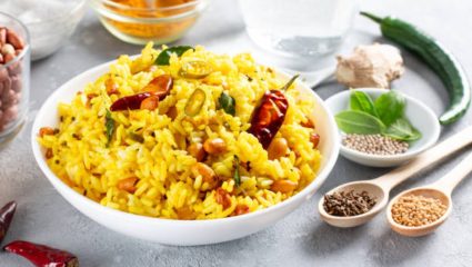 उन्हाळ्यात पचनक्रिया राहील कायमच सक्रिय! ५ मिनिटांमध्ये बनवा आंबट तिखट चवीचा लेमन राईस, नोट करून घ्या रेसिपी