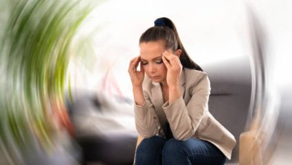 अचानक चक्कर येऊन गरगरल्यासारखं वाटत? थकवा नसून असू शकतात ‘या’ गंभीर आजाराचे संकेत, वेळीच व्हा सावध