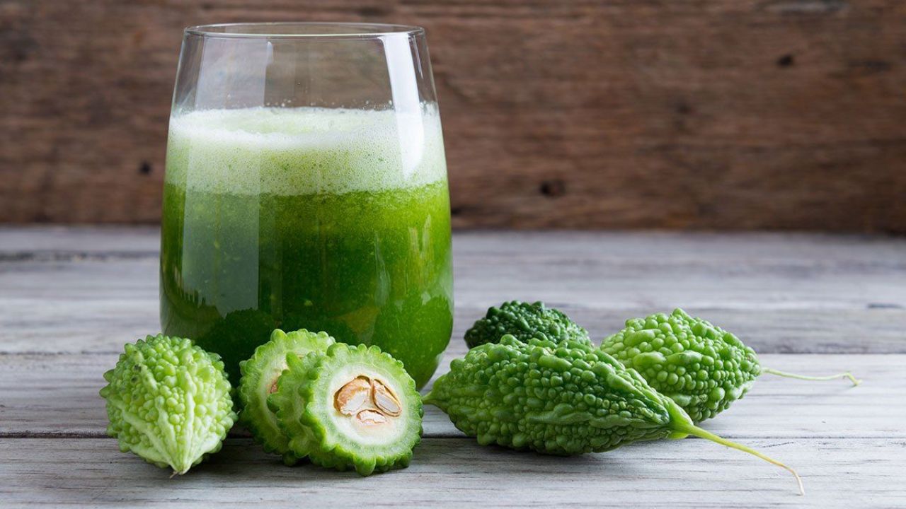 Bitter but Better! कडू कारले आरोग्यासाठी मात्र गोड, फायदे वाचाल तर आजपासूनच खायला सुरवात कराल