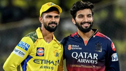 RCB vs CSK Live Score: आरसीबी आणि सीएसके मध्ये आज रंगणार ‘विराट’ युद्ध, नाणेफेक जिंकून चेन्नईने घेतला ‘हा’ निर्णय