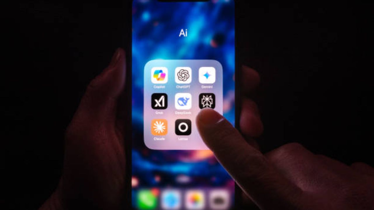 ॲपलचा नवीन Siri Mode नेमका काय? जाणून घ्या सिरी मोडमध्ये होणाऱ्या बदलांचा वापरकर्त्यांना कसा होईल फायदा