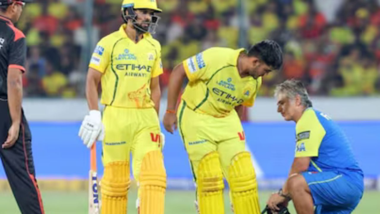IPL 2026: दुष्काळात तेरावा महिना! CSK साठी वाईट बातमी, आयुष म्हात्रेच्या Injury बाबत मोठी अपडेट