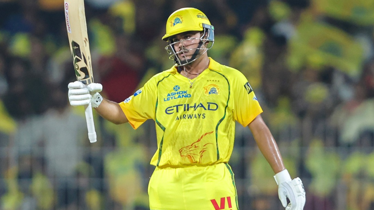 आऊट न होता 59 धावा काढून Ayush Mhatre ने का सोडले मैदान, Vaibhav Sooryavanshi च्या मित्राबरोबर नक्की काय घडले?