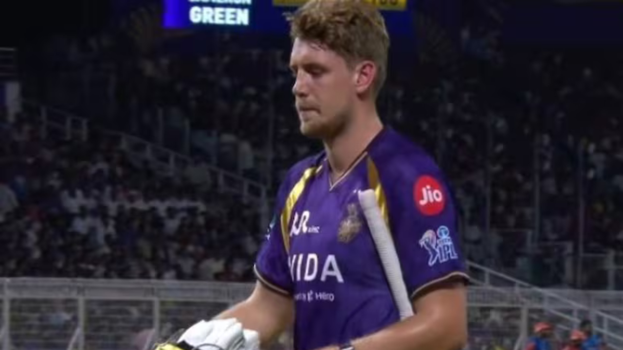 मलिंगाने हात न लावताच केले Run Out, रघुवंशीच्या चुकीने गेला Cameron Green चा बळी