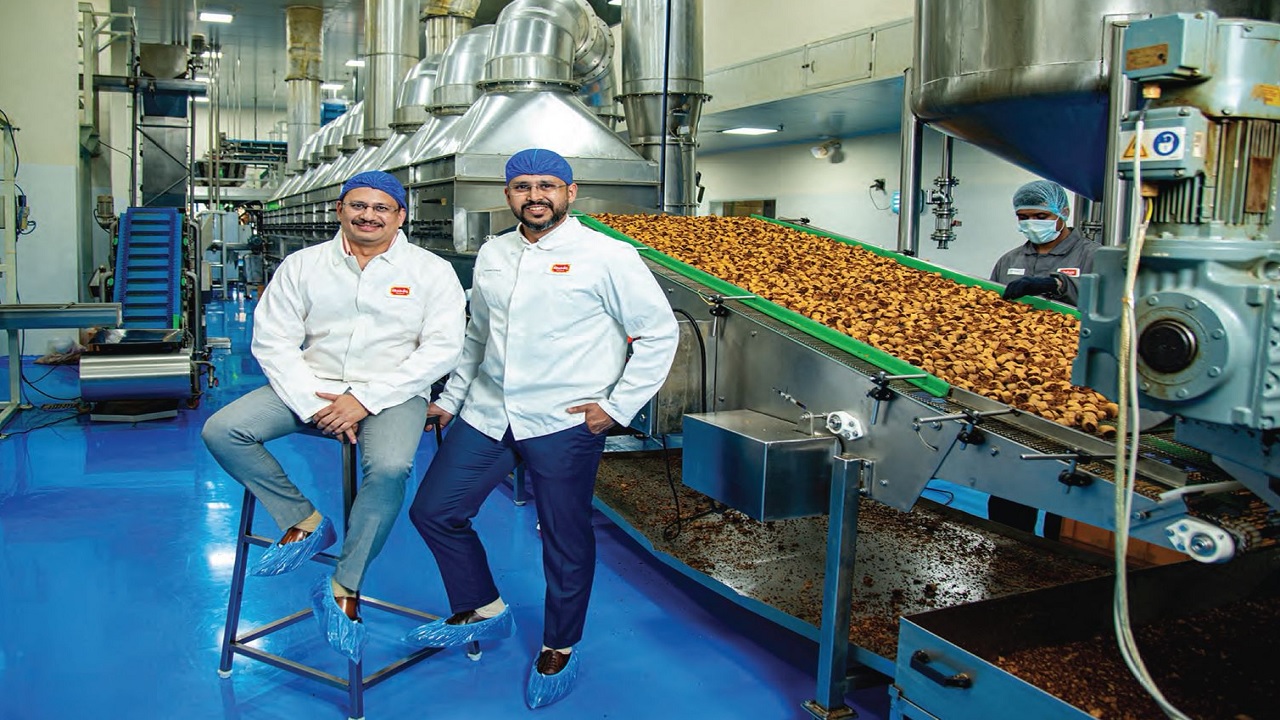 मुख्यमंत्री फडणविसांच्या हस्ते होणार चितळे बंधू मिठाईवाले यांच्या ‘रांजे व्हिजन पार्क’चे उद्घाटन