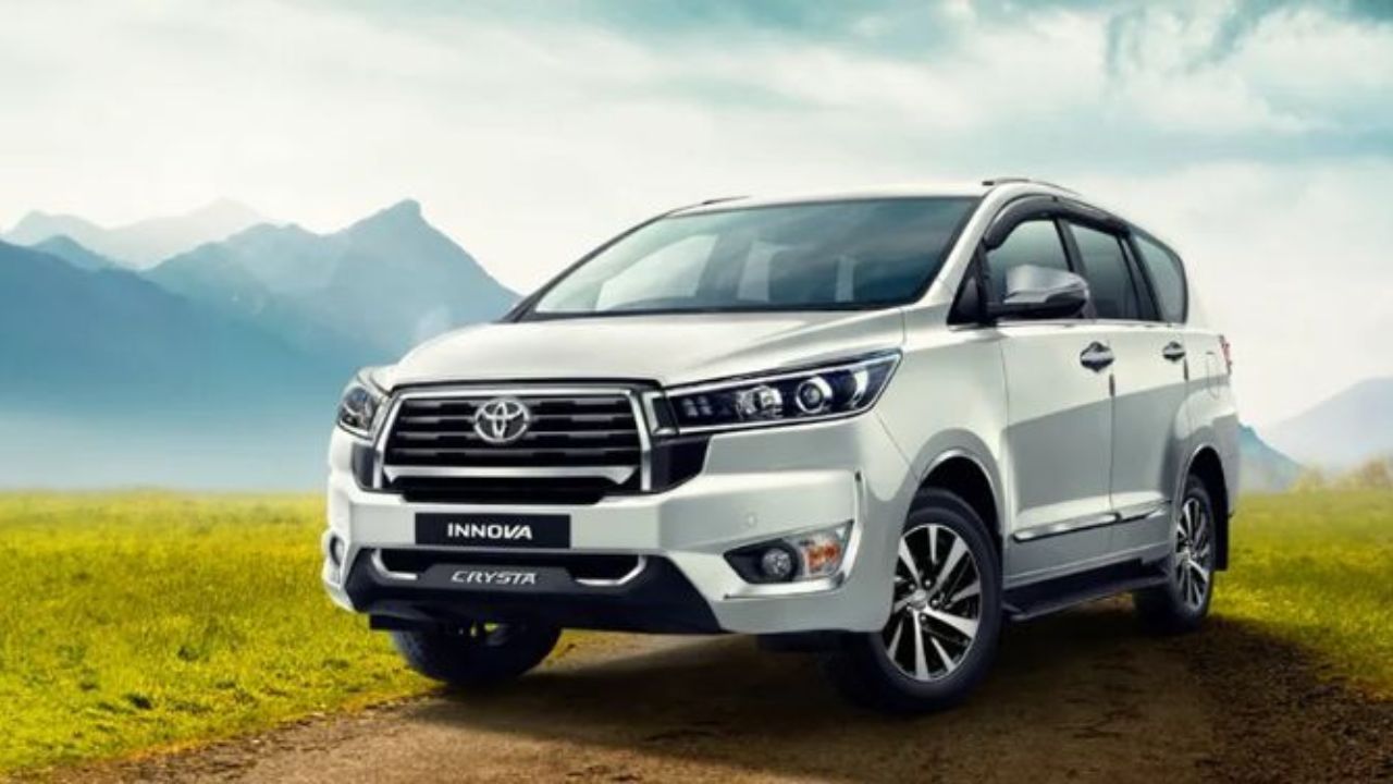 5 लाखांच्या डाउन पेमेंटनंतर Toyota Innova Crysta साठी दरमहा किती भरावा लागेल EMI? जाणून घ्या सिम्पल हिशोब