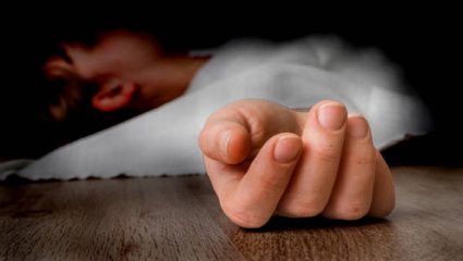 पुण्यात 17 व्या मजल्यावरून उडी मारून मुलीची आत्महत्या; धक्कादायक कारणही आलं समोर