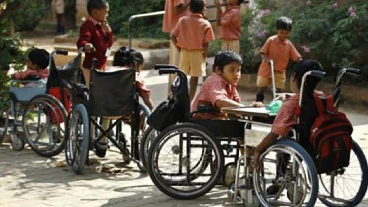 दिव्यांगांच्या हक्कावर शासनाची कुऱ्हाड; तात्पुरते प्रमाणपत्र असणारे बालके योजनांपासून वंचित