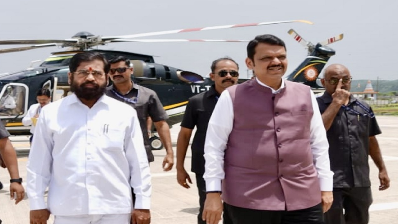 पुरंदर विमानतळ प्रकल्पाच्या जागेवर उतरणार पहिल्यांदाच हेलीकॉप्टर; मुख्यमंत्र्यांच्या दौऱ्याची जोरदार चर्चा