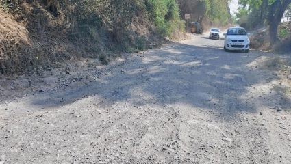 लागाचा घाट बनला मृत्यूचा सापळा, प्रवाशांचा जीव टांगणीला; सार्वजनिक बांधकाम विभागाचे दुर्लक्ष