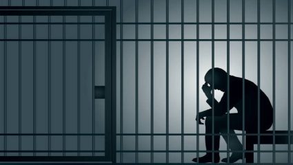 पोक्सोच्या गुन्ह्यातील आरोपीची पोलीस कोठडीत आत्महत्या; बारामती तालुक्यात खळबळ