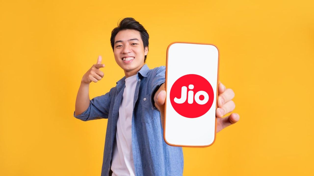 JIO Recharge Plan: किंमत कमी अन् फायदे भरपूर! केवळ इतक्या रुपयांत मिळणार महिनाभराची व्हॅलिडीटी आणि JioHotstar अ‍ॅक्सेस