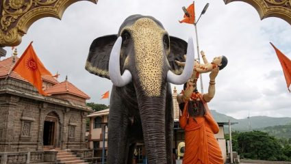 Navnath Gatha : हत्तीच्या कानातून जन्मला तेजस्वी बालक; कानिफनाथ महाराज हिमालयातून महाराष्ट्रात कसे आले ?