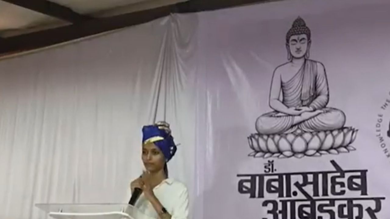 कर्जतमध्ये निळाईचा उत्साह! रायगड हॉस्पिटल आणि मेडिकल कॉलेजमध्ये बाबासाहेबांची १३५ वी जयंती साजरी