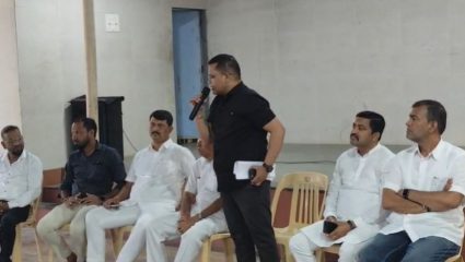 Karjat News : टोरंट जलविद्युत प्रकल्प आणि शिलार धरणाला गावकऱ्यांना विरोध कायम; संपप्त नागरिकांचं धरणे आंदोलन