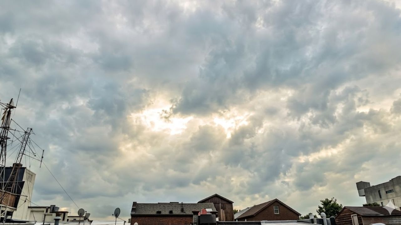 Weather Update : महाराष्ट्रातून पावसाची अखेर एक्झिट; पुढील तीन ते चार दिवसांत देशाच्या आणखी…