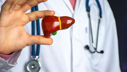 Fatty Liver To Cirrhosis: 35 वर्षांखालील तरुणांचा जीव धोक्यात केवळ एका चुकीमुळे ; आरोग्य तज्ज्ञांचा मोठा खुलासा