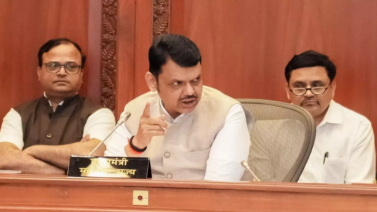 Maharashtra Cabinet decisions: शिक्षकांच्या वेतनपासून ते साताऱ्यात IT पार्कपर्यंत..; फडणवीस सरकारचे मंत्रिमंडळात महत्त्वाचे निर्णय