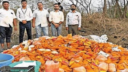 खेड तालुक्यात भेसळयुक्त मँगो पल्पवर मोठी कारवाई; लाखो रुपयांचा मुद्देमाल जप्त