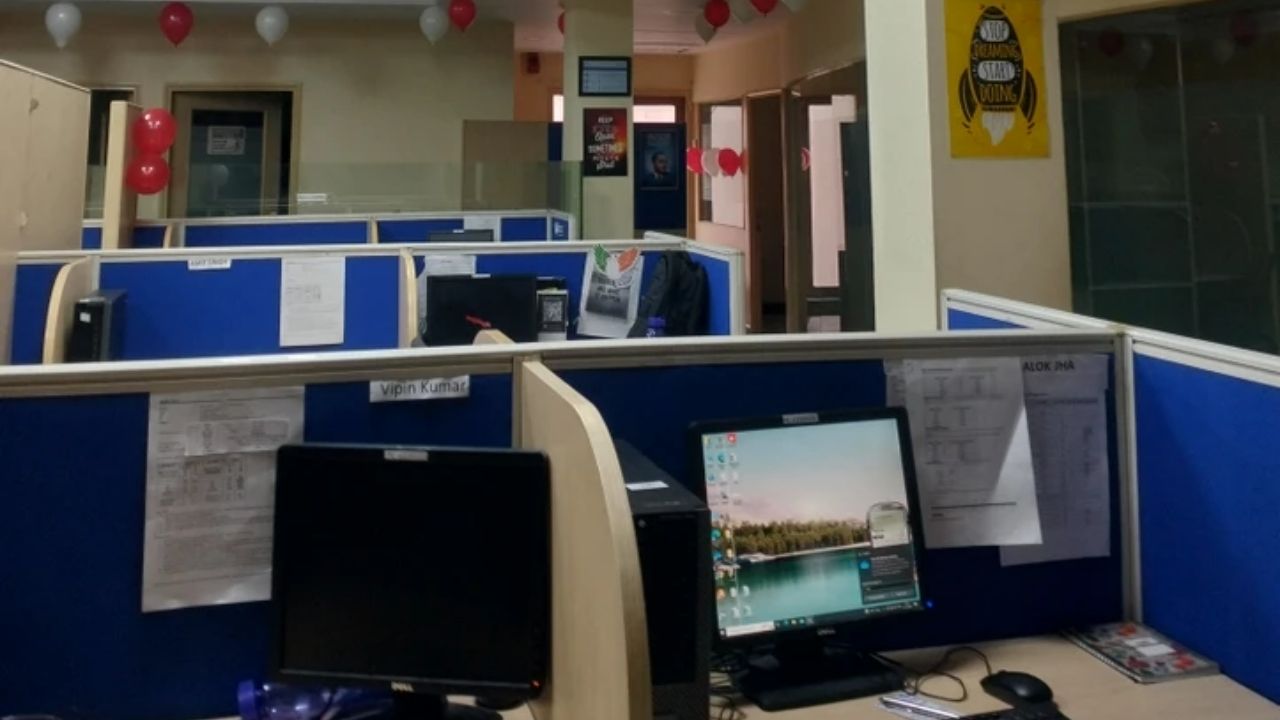 Roinet Solution Pvt Ltd ने केला Bank Sakhi चा विस्तार! दरमहा 50 हजार उत्पन्नाची संधी उपलब्ध