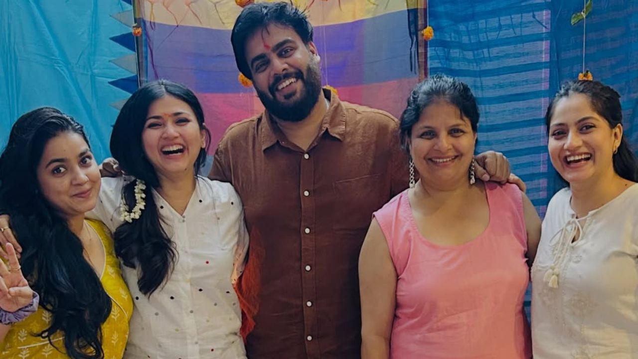 कॅप्शनमध्ये नम्रताने