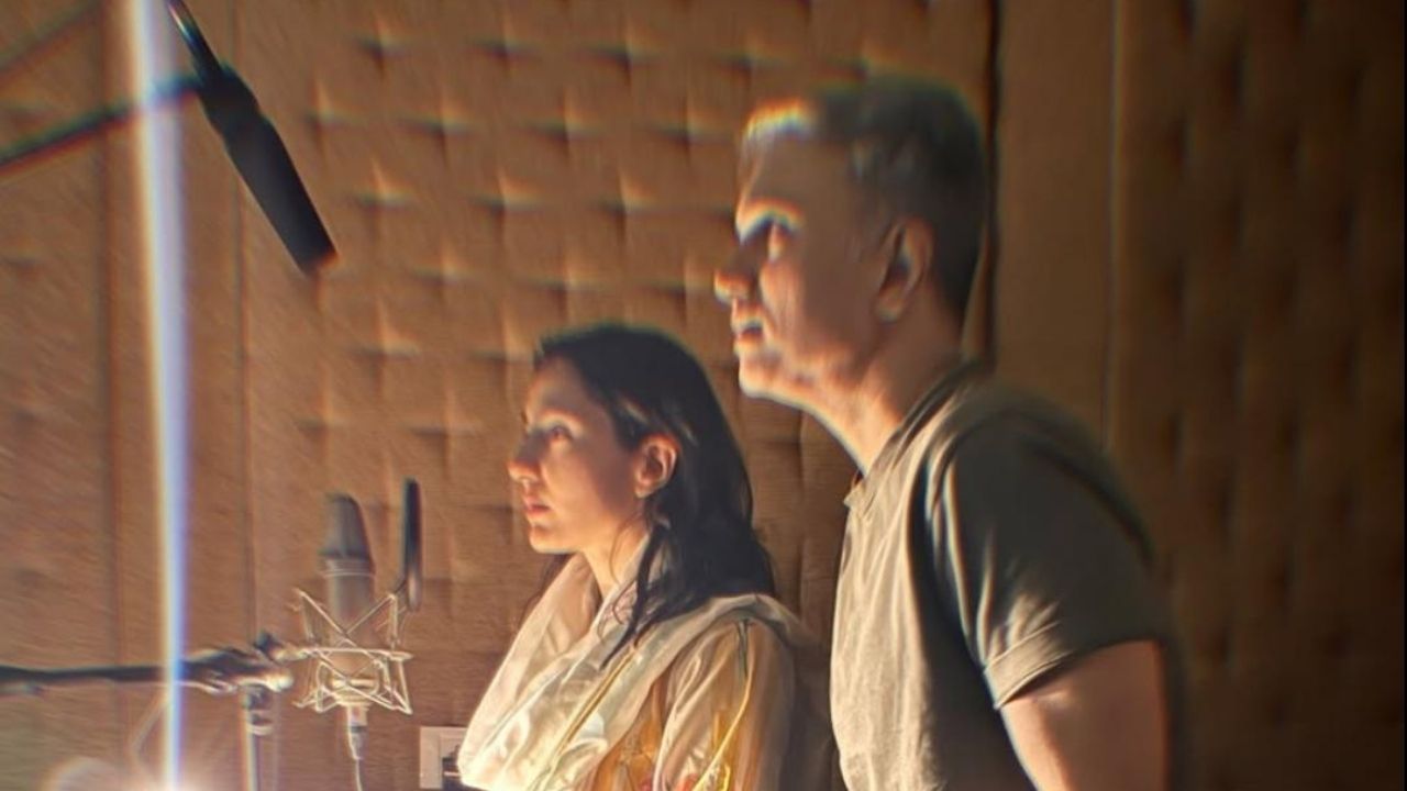 सारा अली खानने डबिंग स्टुडिओमधील झलक शेअर केली; मुदस्सर अज़ीजसोबतच्या नव्या प्रोजेक्टबाबत चर्चेला उधाण!