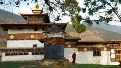 जगातील अस मंदिर जिथे केली जाते पुरुषाच्या लिंगाची पूजा, मुलं होण्याच्या आशेने येतात लोकं, जाणून घ्या कुठे आहे अनोखं मंदिर