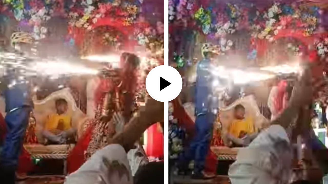 लग्न की गॅंग वॉर? वर-वधूंची स्पार्कल गनने एकमेकांवर फायरिंग; पाहून युजर्सही हादरले, 4 करोड लोकांनी पाहिला Viral Video