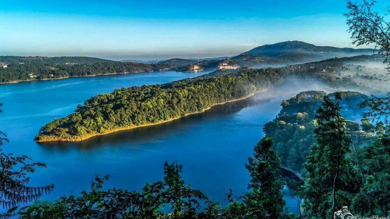 Water Of Tears : देशातील या तलावाला ‘अश्रूंचं तलाव’ का म्हटल जात? कुठे वसलं आहे ते जाणून घ्या